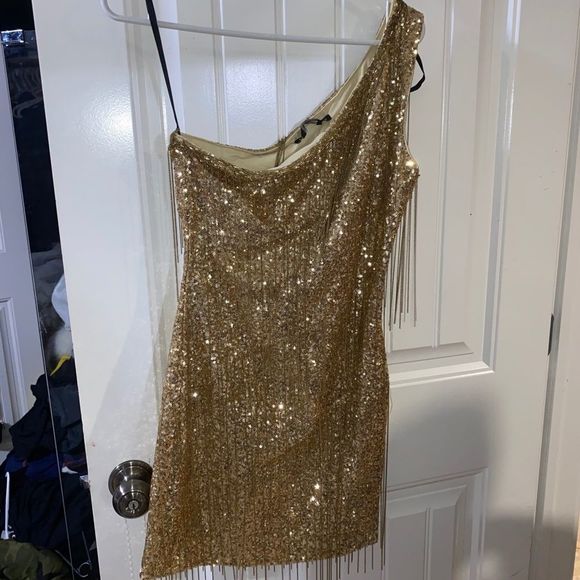 bebe BRAND NEW Gold Fringe One-Shoulder Dress - Picture 3 of 4